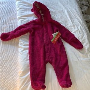 Magnetic snow suit - magenta